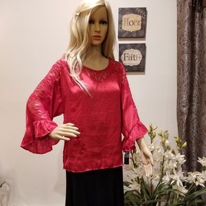NWT Sara Michelle❤chic blouse